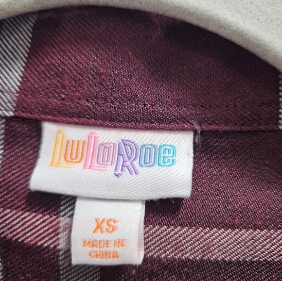 Lularoe Abigail Shacket - Picture 2 of 3